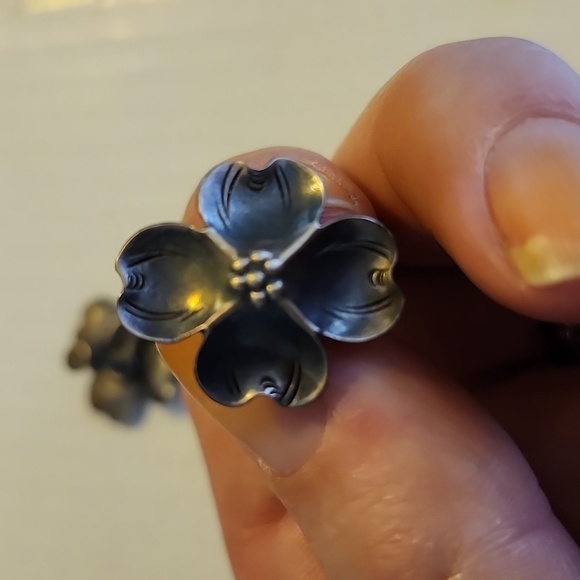 Sterling Silver Stuart Nye Brooch & Matching Earrings - Picture 8 of 11